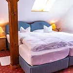 Hotel Gutshaus Mecklenburgische Seenplatte Mueritz 3*