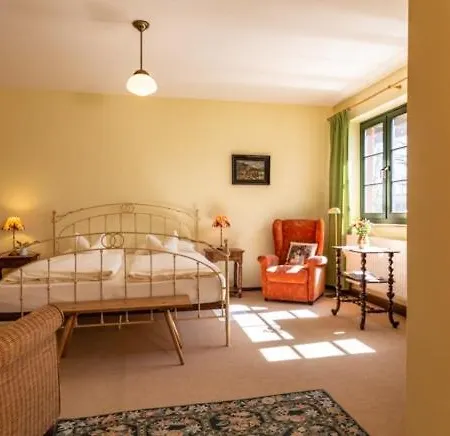 Hotel Gutshaus Mecklenburgische Seenplatte Müritz 3*