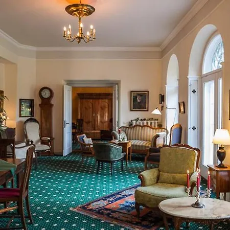 Hotel Gutshaus Mecklenburgische Seenplatte Müritz