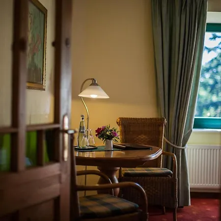 Gutshaus Mecklenburgische Seenplatte Müritz Hotel