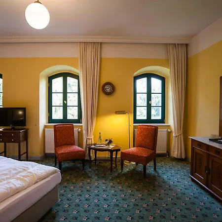 Gutshaus Mecklenburgische Seenplatte Müritz Hotel Solzow