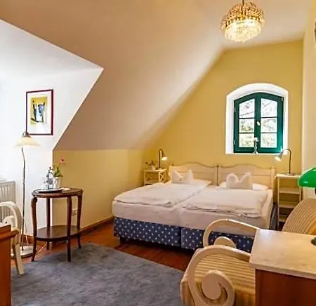 Hotel Gutshaus Mecklenburgische Seenplatte Müritz 3*